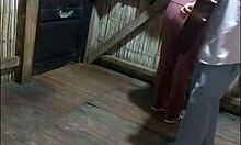 El lider religioso me predica la palabra del señor el sucio mujeriego esta con una guitarra y me quiere convertir en discipula de cristofer como yo estaba caliente lo invite a follar y me le monte en su pene 😈