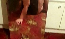 Hú, doggystyle otthoni videó a milf feleségemmel lehajolva! Ilyen forró most!