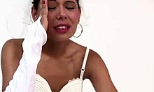 Regretful girlfriend seeks stranger