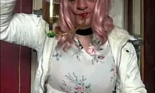 bisexual crossdresser offers free blowjob and dreams of swallowing on camera