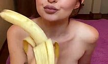 hot brunette teen 18+ sucking that banana so deep!