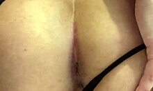 lis says 'check out my sexy natural tits and ass'