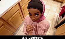 Muslimsfuck: American Lily Starfire Sucks Donnie Rock's Cock