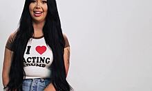 Holly Day Shows How Women Orgasm