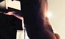 Mature Amateur in Homemade Oral Scene