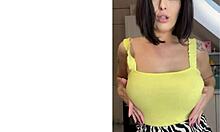 Mommy commands you to kneel and be her little whore 😘