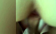 Shaved asian milf gets creampie in homemade sex 😈