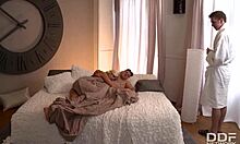 Blonde Glamour Hottie Jessie Volt