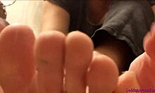 Goddess Amanda's Foot Instructions