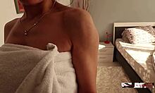 Horny wife wakes husband for quick morning orgasm. Amateur couple gets wild!