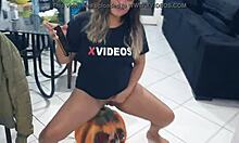 esquenta antes da festa de halloween paty bumbum mija na camera e quebra o celular