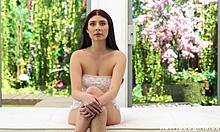 Girl Shows Wild Enthusiasm in Deepthroat and Doggy Sex