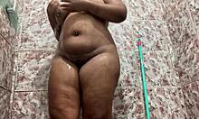 ebony twerks on giant cock