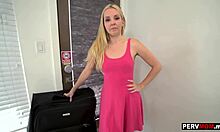 Η θετή μαμά Aaliyah Love χρειάζεται μεγάλο νεανικό πούτσα στο διαζύγιο