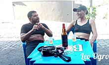 השארתי לסבית שיכורה ומשוגעת, ואז דחפתי לה את המקל