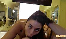 Ed Junior in wild menage, FODE hard the young wife’s ass bareback.