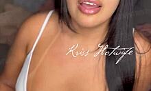 Perguntas e respostas with kriss hotwife outdoors, so fun!