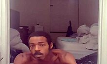 body movement in gym with barefoot roommate