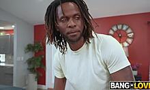 jay bangher massages stephanie love?