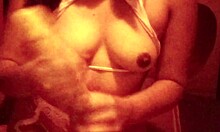 wife plays with 22cm dildo