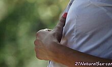 Classy Eurobabe Fingers Herself Outdoors in a Stunning Display