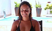 entrevista com a novinha safada do momento