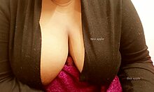 My friend's wife shows big tits!