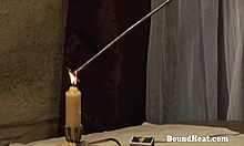 捆绑女同性恋被支配夫人手指逼高潮