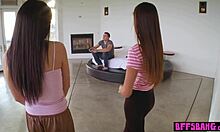 Teen gamer bffs fucking and playing at the same time 😜