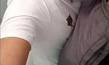 entrei no box do banheiro do metro o macho me olhou e disse que queria meu cu - completo full red 😏