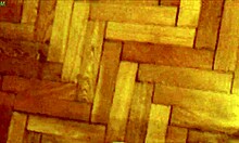 i saw sexy girls on bed showing legs and pussy oops