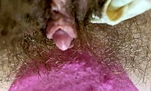 大阴蒂摩擦湿润毛茸茸小穴高潮特写