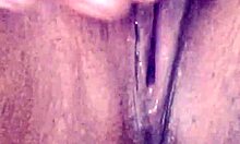 Pretty Pussy Dripping Cums Squirts Analaysya Moore.