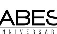 Good wife gets facial cumshot