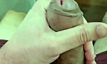 Voce gostaria de mamar o meu penis? 😜