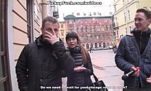 Chaude amatrice baise deux mecs pour du cash scène 2