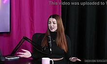 Safada Fica Pelada Tem a Buceta Chupada Ficando Molhadinha Depois de Falar Dos Seus Fetiches Família e Seu Ficantes - Malu Paz