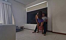 La Contrato Para Que Me Baile Sobre La Pija Y Me La Chupe