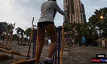 สาวไทยวัยรุ่น 18+ แฟนสาวมือสมัครเล่นดูดควยหลังออกกำลังกาย