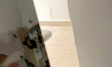 me cojo a mi vecina infiel vino a pedirme aceite y la deje entrar para un rapid�n en el estudio