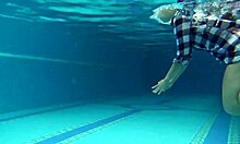 Hot Big Ass Euro Milf Sazan Stuns in Underwater Erotic Display with Friend