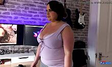 Sarah Jane Amazingly Sucks Cock In Homemade POV Oral Session.