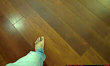 Sexy nerdy teen rides hard on trimmed pussy