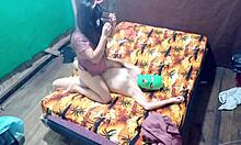 Mi mejor amiga desea noche de sexo intenso conmigo porque su novio le fue infiel y terminamos en sexo de perrito