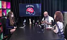 เอลา, ตาติ เวก, เย็ดสองคนและเปลือยออนไลน์บ่อยๆ