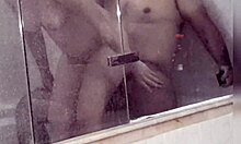 i ate my girlfrend's wet pussy in the bathtube for surpise blowjob