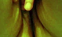 asian amateur cums from finger fucking