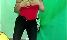 lo tenias bien guardado, maldita zorra, la secretaria hace porno casero despues del trabajo.