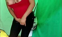 lo tenias bien guardado, maldita zorra, la secretaria hace porno casero despues del trabajo.