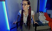 shy girl rubs her tight wet pussy until she cums 😏